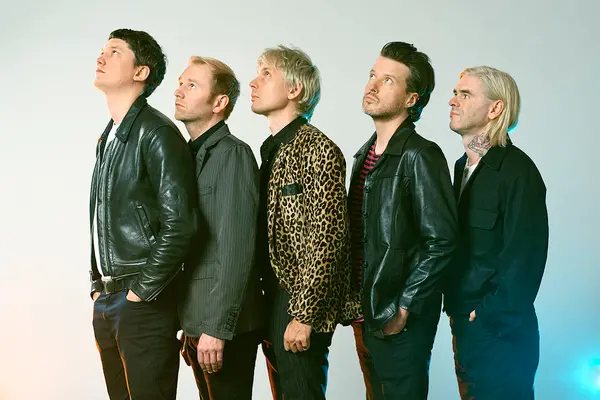 In IGEA MARINA experience a holiday full of events: FRANZ FERDINAND just a few kilometers from us!