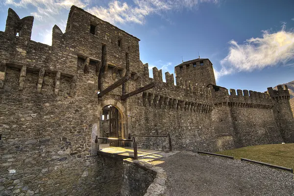 Do you believe in ghosts? Go to Montebello and hear the cry of Azzurrina with your ears