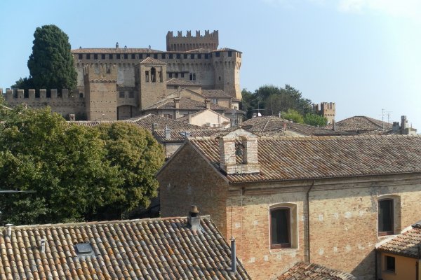 Gradara, il Medioevo con vista sul mare