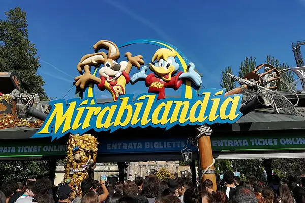 Mirabilandia winks at Valentino Rossi and concludes the agreement with Ducati