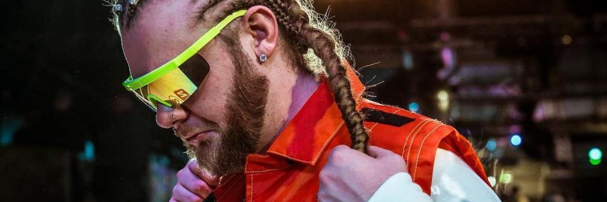 IGEA MARINA: DER RAPPER NITRO KOMMT AM BEKY BAY BEACH AN