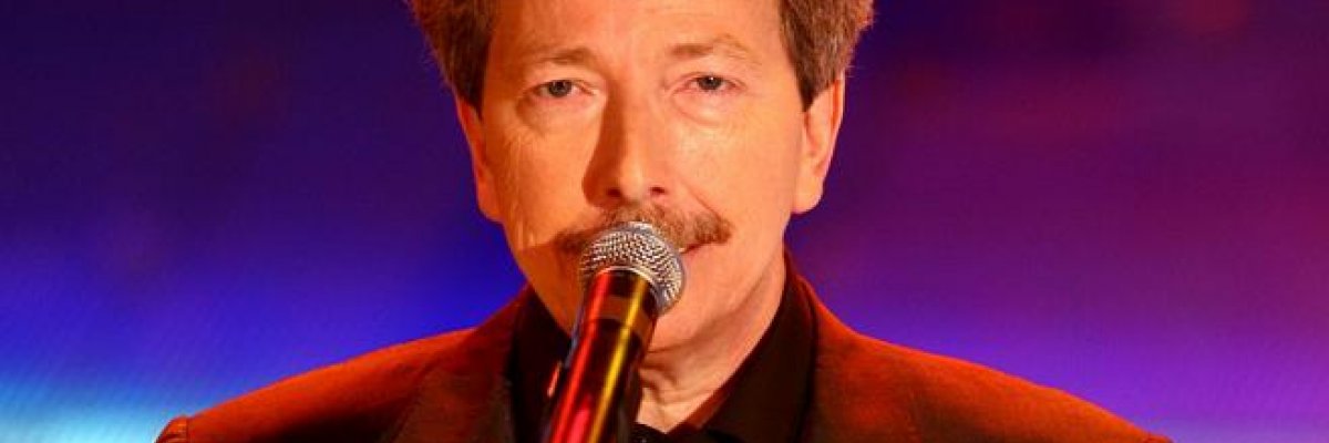 WEEKEND CITY WEB, FABIO CONCATO IM KONZERT IM MORGEN AM STRAND VON BELLARIA IGEA MARINA