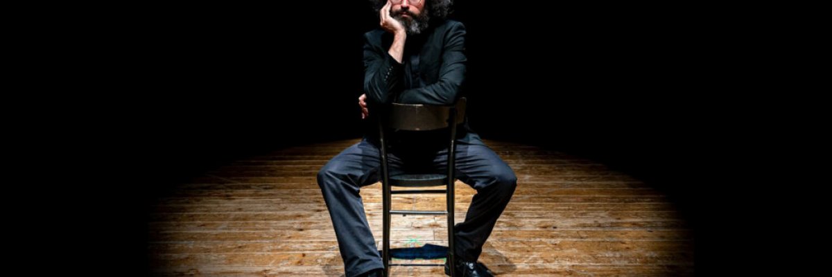 Simone Cristicchi à Bellaria Igea Marina splendide spectacle au Théâtre Astra