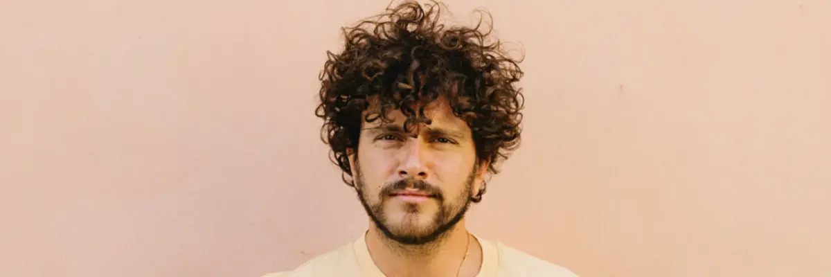 A Luglio Igea Marina si accende con concerti sulla spiaggia: il 25 Luglio ci sarà Marco Castello