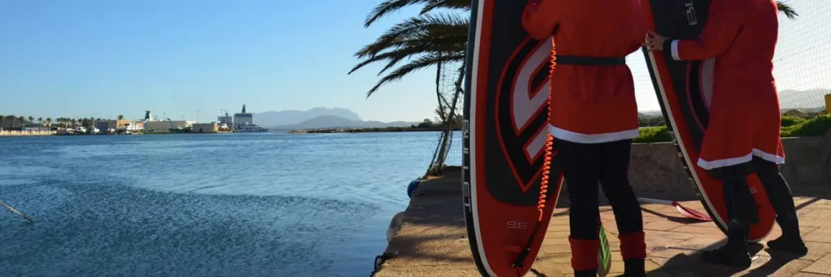 A SEA OF SPORT AT IGEA MARINA: SANTA CLAUS WILL COME ON THE SUP
