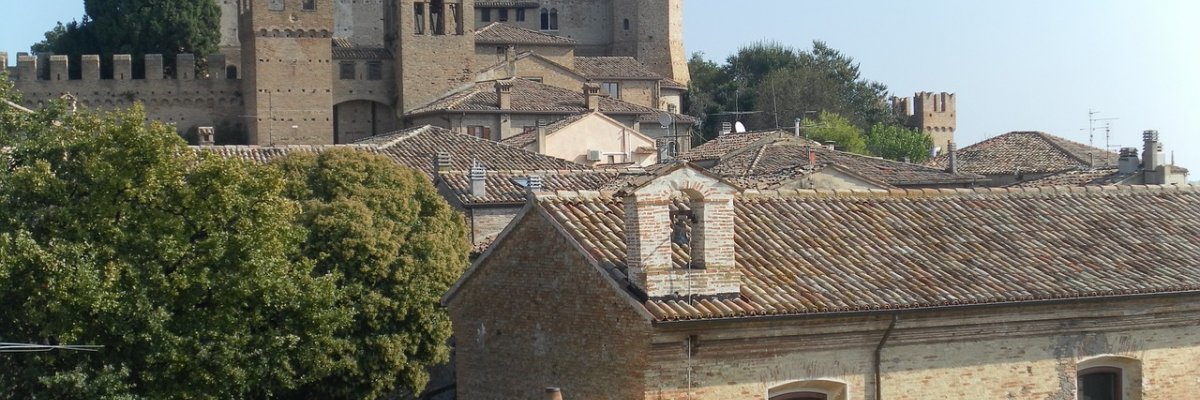 Gradara, il Medioevo con vista sul mare