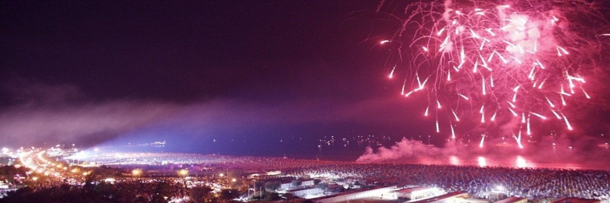 IN ROMAGNA IL CAPODANNO SI FESTEGGIA ANCHE A LUGLIO CON LA NOTTE ROSA 2019 #PINKDRESSANDPARTY