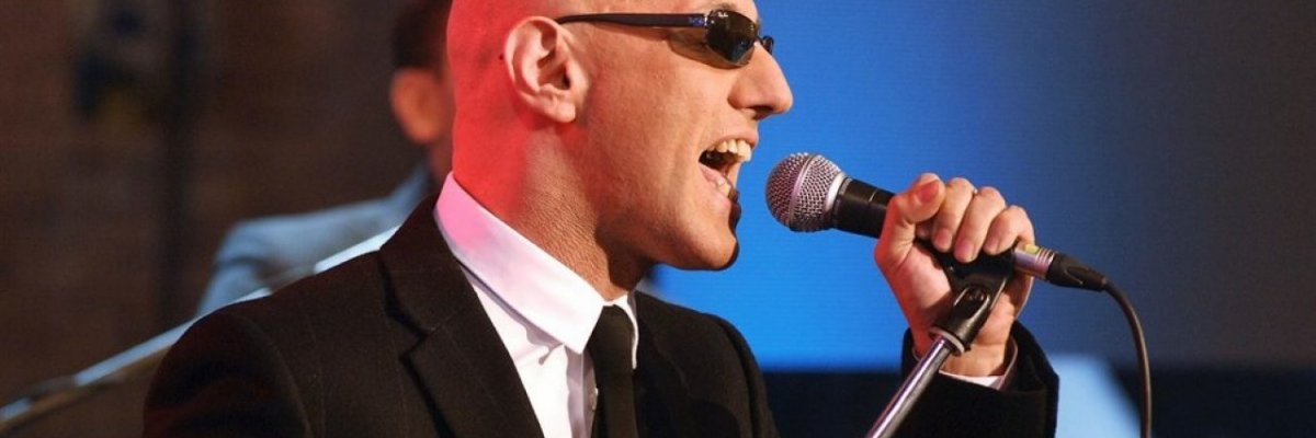 Pâques sur la note R & B avec Giuliano Palma!