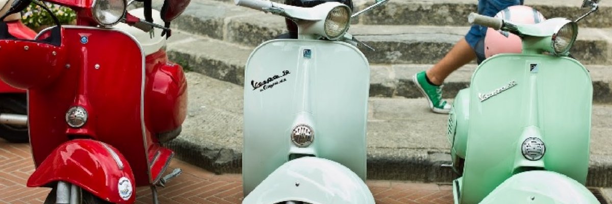 À BELLARIA IGEA MARINA LA 20E JOURNÉE VESPA VESPA RALLO LES 26 ET 27 MAI