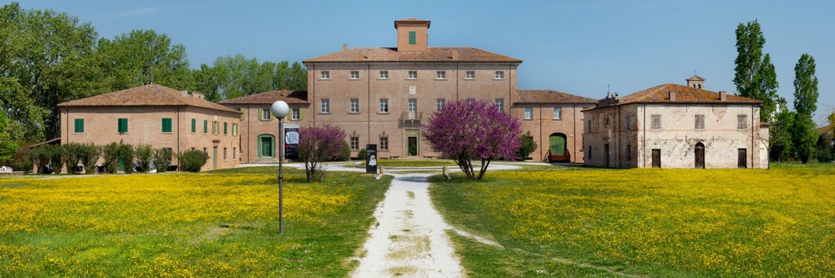 Weingut Torlonia - Poesie, Theater und Wein nur wenige Kilometer vom Meer entfernt.